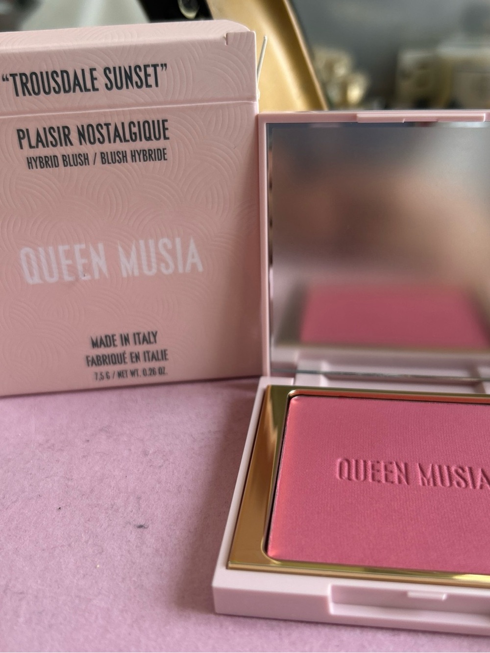 Queen Musia Trousdale Sunset Hybrid Blush -